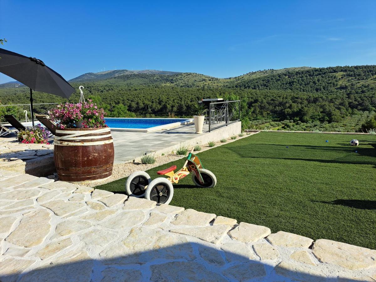 Guest House "The View" - With A Pool Donje Polje Exterior foto