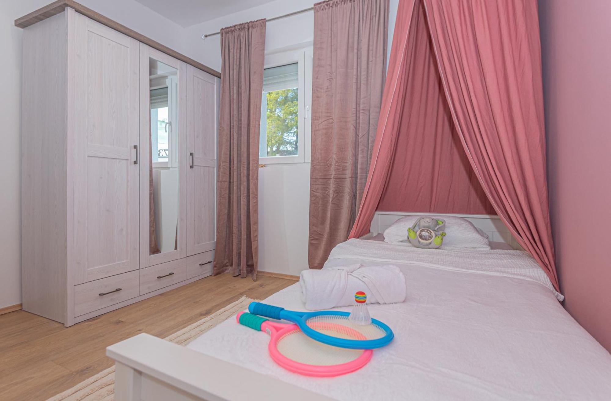 Guest House "The View" - With A Pool Donje Polje Exterior foto